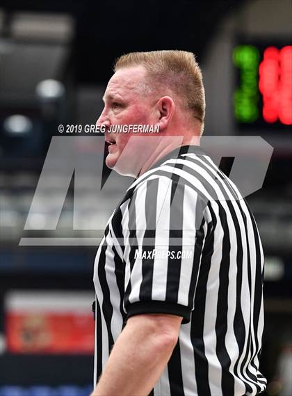 Thumbnail 3 in Modesto Christian vs. St. John Bosco (MaxPreps/DLS MLK Classic) photogallery.