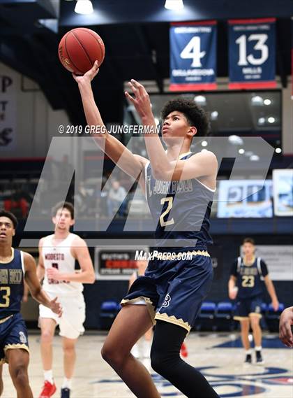 Thumbnail 2 in Modesto Christian vs. St. John Bosco (MaxPreps/DLS MLK Classic) photogallery.