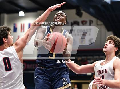 Thumbnail 2 in Modesto Christian vs. St. John Bosco (MaxPreps/DLS MLK Classic) photogallery.