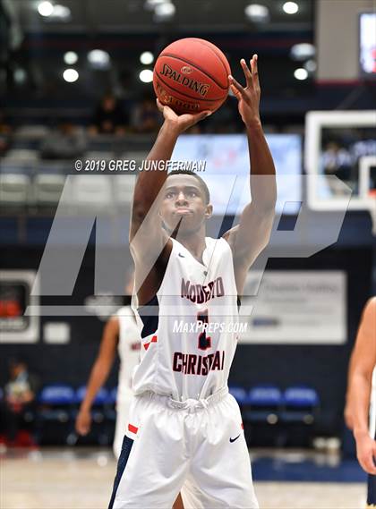 Thumbnail 2 in Modesto Christian vs. St. John Bosco (MaxPreps/DLS MLK Classic) photogallery.