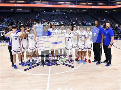 Thumbnail 2 in El Capitan vs. Christian Brothers (CIF SJS D3 Final) photogallery.