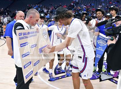 Thumbnail 1 in El Capitan vs. Christian Brothers (CIF SJS D3 Final) photogallery.