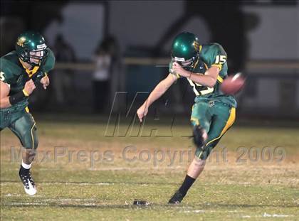 Thumbnail 2 in Notre Dame @ Moorpark photogallery.