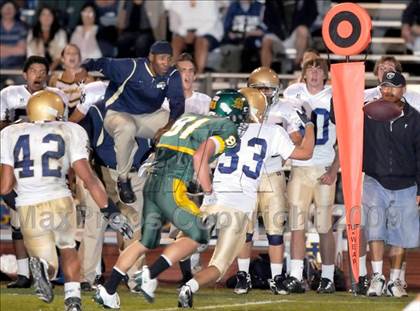 Thumbnail 2 in Notre Dame @ Moorpark photogallery.