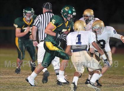 Thumbnail 1 in Notre Dame @ Moorpark photogallery.