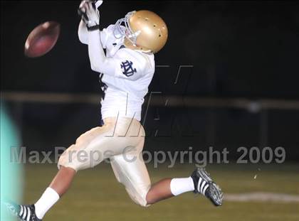 Thumbnail 2 in Notre Dame @ Moorpark photogallery.