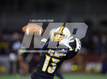 Thumbnail 3 in Notre Dame (SO) @ Simi Valley photogallery.