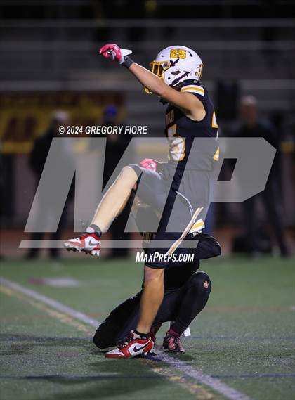 Thumbnail 2 in Notre Dame (SO) @ Simi Valley photogallery.