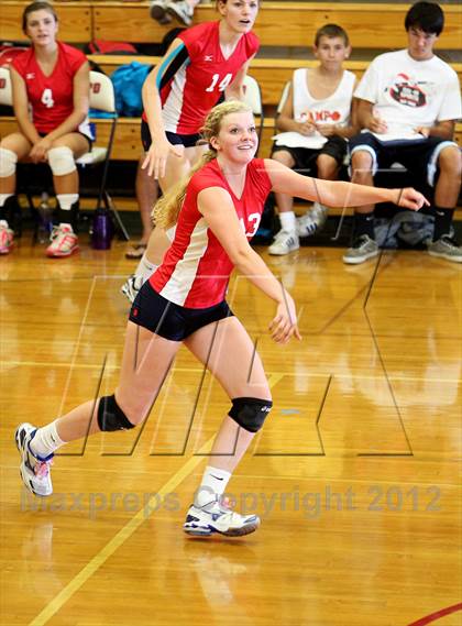 Thumbnail 1 in Miramonte @ Campolindo photogallery.