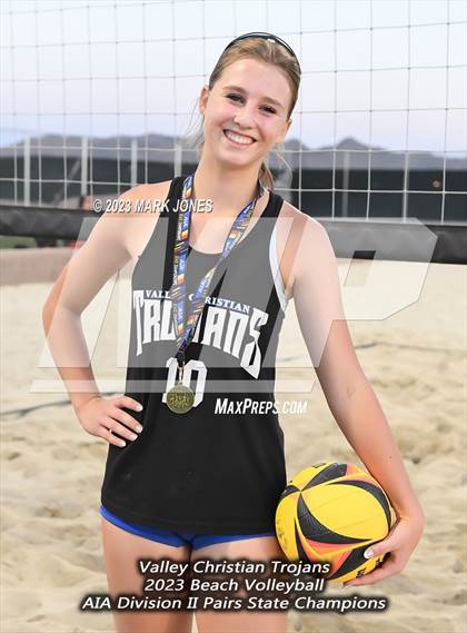 Thumbnail 3 in Salpointe Catholic vs. Valley Christian (AIA Division II Pairs Final) photogallery.