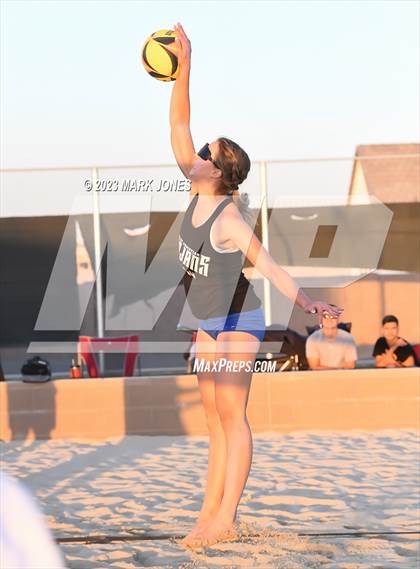 Thumbnail 2 in Salpointe Catholic vs. Valley Christian (AIA Division II Pairs Final) photogallery.