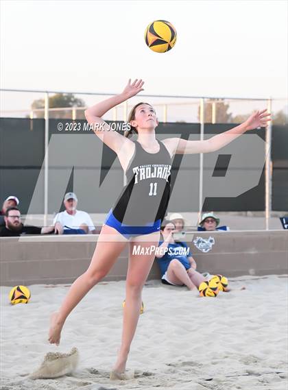 Thumbnail 2 in Salpointe Catholic vs. Valley Christian (AIA Division II Pairs Final) photogallery.