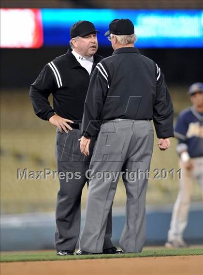 Thumbnail 3 in JW North vs. Esperanza (CIF SS D1 Final) photogallery.