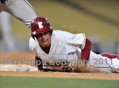 Thumbnail 3 in JW North vs. Esperanza (CIF SS D1 Final) photogallery.
