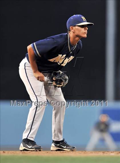 Thumbnail 3 in JW North vs. Esperanza (CIF SS D1 Final) photogallery.