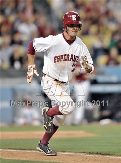 Thumbnail 3 in JW North vs. Esperanza (CIF SS D1 Final) photogallery.