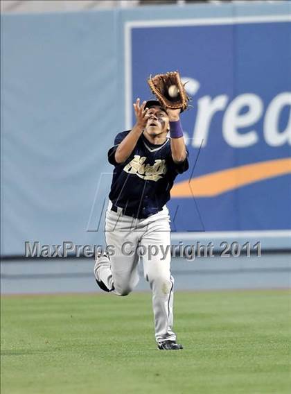 Thumbnail 2 in JW North vs. Esperanza (CIF SS D1 Final) photogallery.