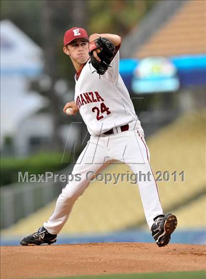 Thumbnail 2 in JW North vs. Esperanza (CIF SS D1 Final) photogallery.