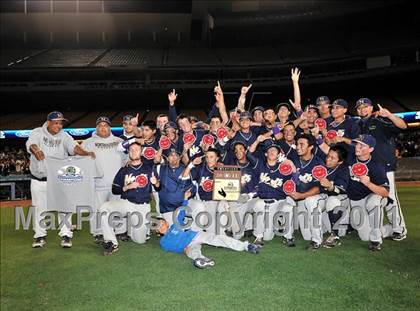 Thumbnail 2 in JW North vs. Esperanza (CIF SS D1 Final) photogallery.