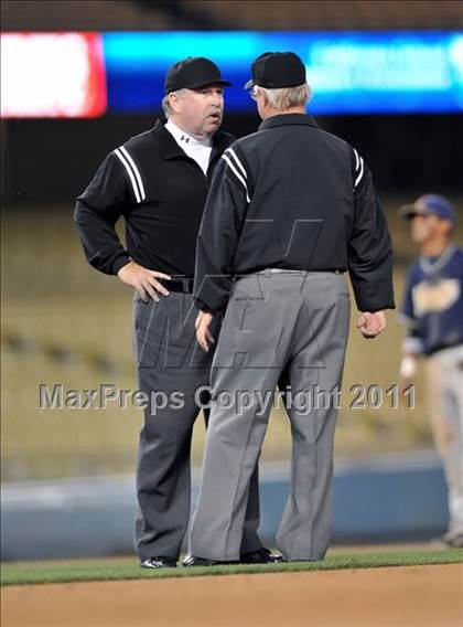Thumbnail 1 in JW North vs. Esperanza (CIF SS D1 Final) photogallery.