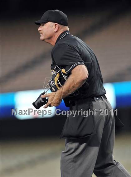 Thumbnail 2 in JW North vs. Esperanza (CIF SS D1 Final) photogallery.