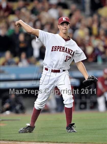 Thumbnail 2 in JW North vs. Esperanza (CIF SS D1 Final) photogallery.