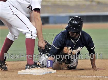 Thumbnail 3 in JW North vs. Esperanza (CIF SS D1 Final) photogallery.