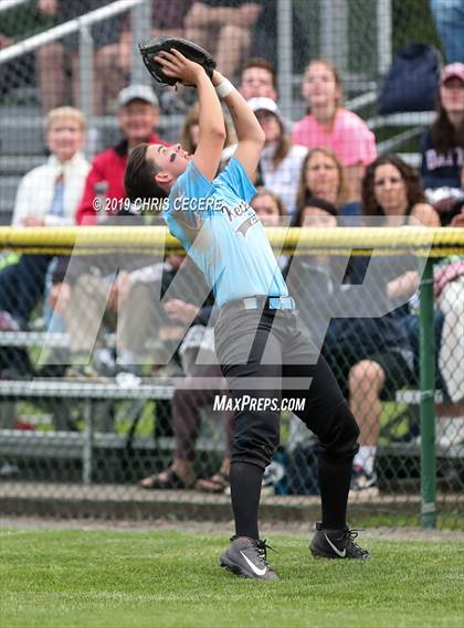 Thumbnail 2 in Bishop Kearney vs. Brighton (Section 5 Class A1 Final) photogallery.