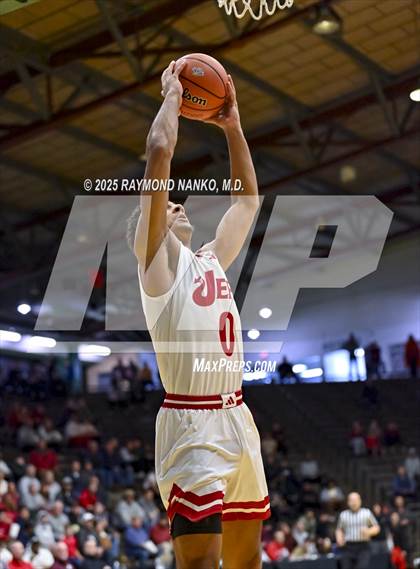 Thumbnail 1 in Lawrence North vs. Jeffersonville (IHSAA 4A New Castle Semi State Final) photogallery.