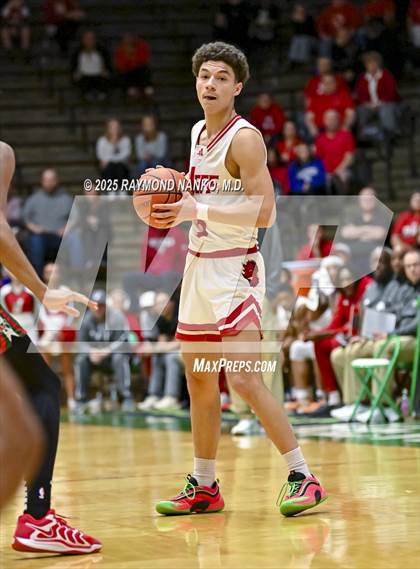 Thumbnail 2 in Lawrence North vs. Jeffersonville (IHSAA 4A New Castle Semi State Final) photogallery.