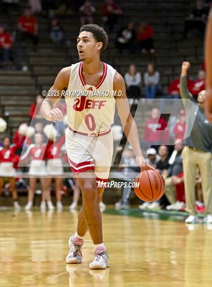 Thumbnail 2 in Lawrence North vs. Jeffersonville (IHSAA 4A New Castle Semi State Final) photogallery.