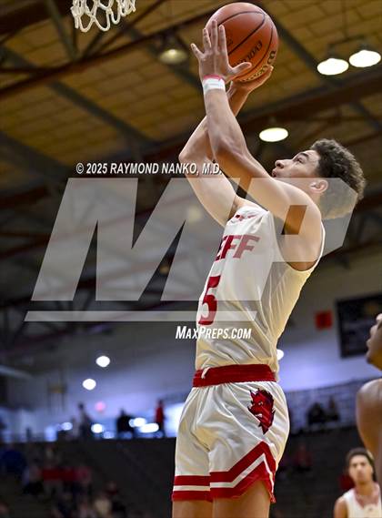 Thumbnail 2 in Lawrence North vs. Jeffersonville (IHSAA 4A New Castle Semi State Final) photogallery.