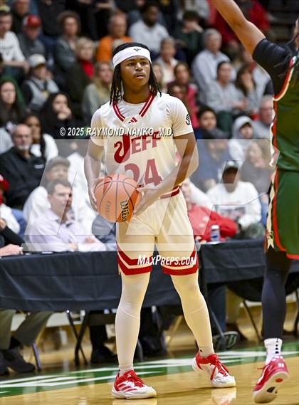 Thumbnail 1 in Lawrence North vs. Jeffersonville (IHSAA 4A New Castle Semi State Final) photogallery.
