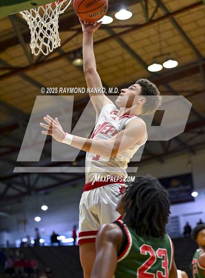 Thumbnail 1 in Lawrence North vs. Jeffersonville (IHSAA 4A New Castle Semi State Final) photogallery.