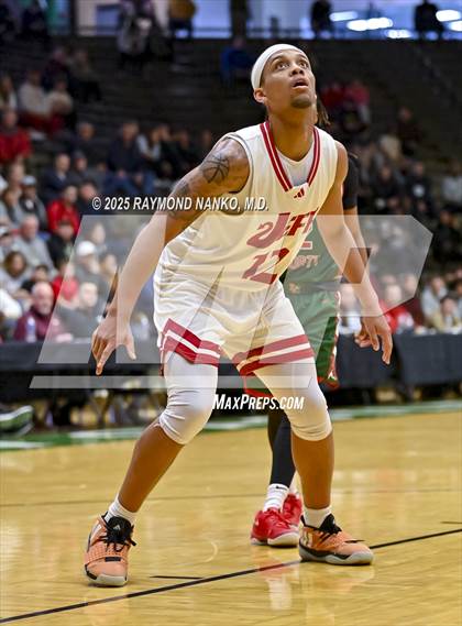 Thumbnail 2 in Lawrence North vs. Jeffersonville (IHSAA 4A New Castle Semi State Final) photogallery.
