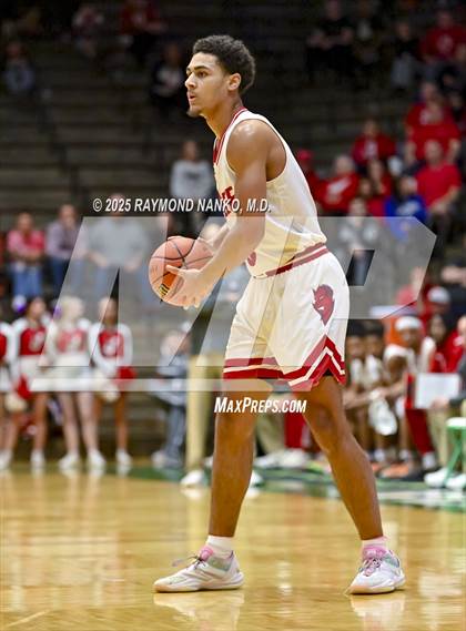 Thumbnail 3 in Lawrence North vs. Jeffersonville (IHSAA 4A New Castle Semi State Final) photogallery.