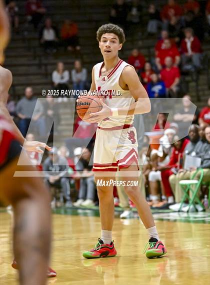 Thumbnail 3 in Lawrence North vs. Jeffersonville (IHSAA 4A New Castle Semi State Final) photogallery.