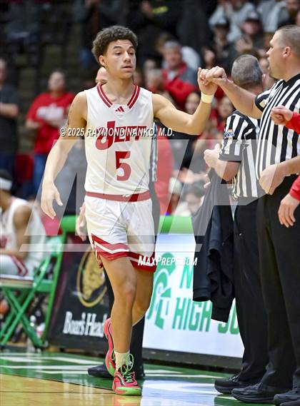 Thumbnail 1 in Lawrence North vs. Jeffersonville (IHSAA 4A New Castle Semi State Final) photogallery.