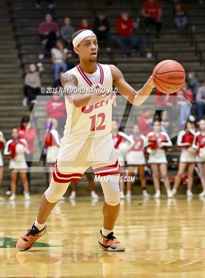 Thumbnail 2 in Lawrence North vs. Jeffersonville (IHSAA 4A New Castle Semi State Final) photogallery.