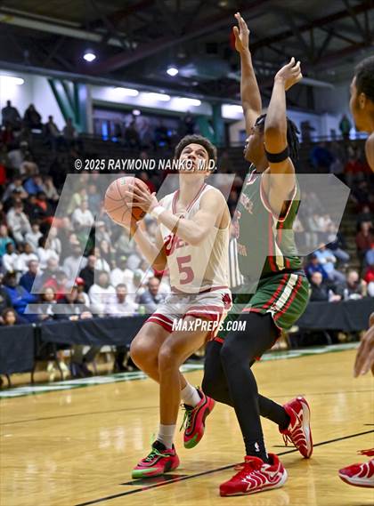 Thumbnail 2 in Lawrence North vs. Jeffersonville (IHSAA 4A New Castle Semi State Final) photogallery.