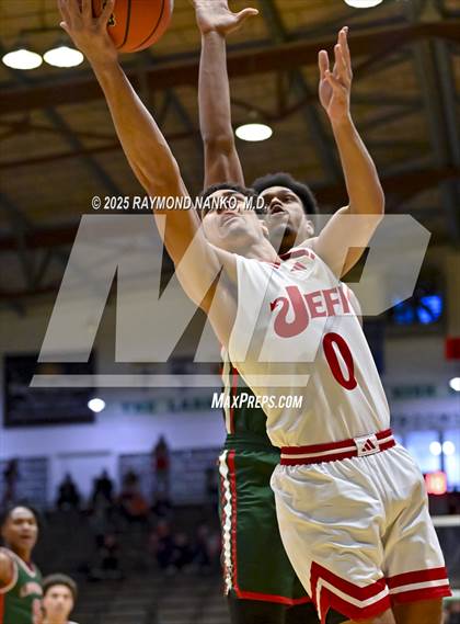 Thumbnail 1 in Lawrence North vs. Jeffersonville (IHSAA 4A New Castle Semi State Final) photogallery.