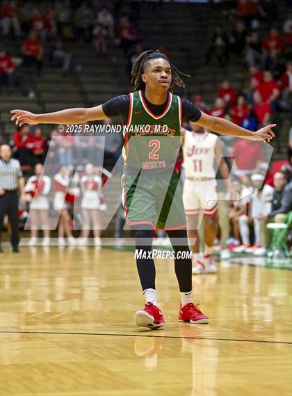 Thumbnail 3 in Lawrence North vs. Jeffersonville (IHSAA 4A New Castle Semi State Final) photogallery.
