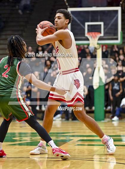 Thumbnail 3 in Lawrence North vs. Jeffersonville (IHSAA 4A New Castle Semi State Final) photogallery.