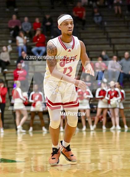 Thumbnail 3 in Lawrence North vs. Jeffersonville (IHSAA 4A New Castle Semi State Final) photogallery.