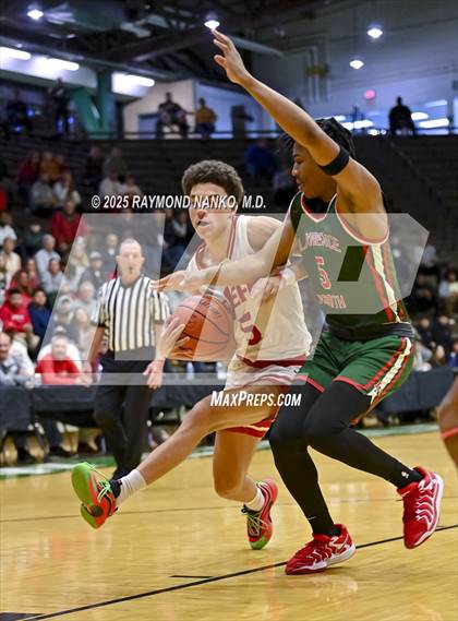 Thumbnail 1 in Lawrence North vs. Jeffersonville (IHSAA 4A New Castle Semi State Final) photogallery.