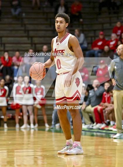 Thumbnail 2 in Lawrence North vs. Jeffersonville (IHSAA 4A New Castle Semi State Final) photogallery.