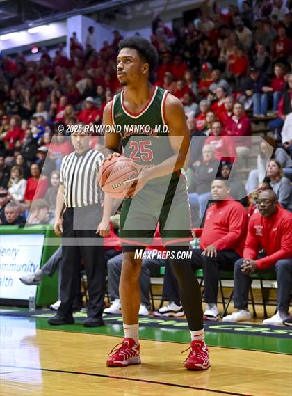 Thumbnail 2 in Lawrence North vs. Jeffersonville (IHSAA 4A New Castle Semi State Final) photogallery.