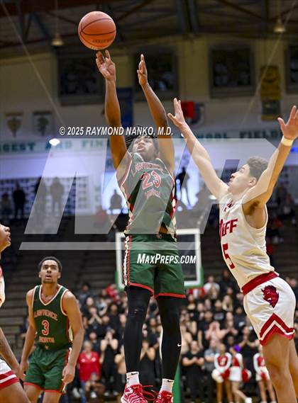 Thumbnail 1 in Lawrence North vs. Jeffersonville (IHSAA 4A New Castle Semi State Final) photogallery.