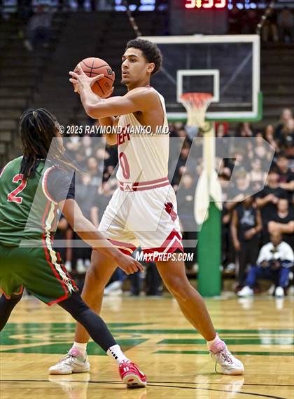 Thumbnail 2 in Lawrence North vs. Jeffersonville (IHSAA 4A New Castle Semi State Final) photogallery.