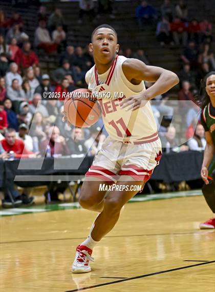 Thumbnail 1 in Lawrence North vs. Jeffersonville (IHSAA 4A New Castle Semi State Final) photogallery.